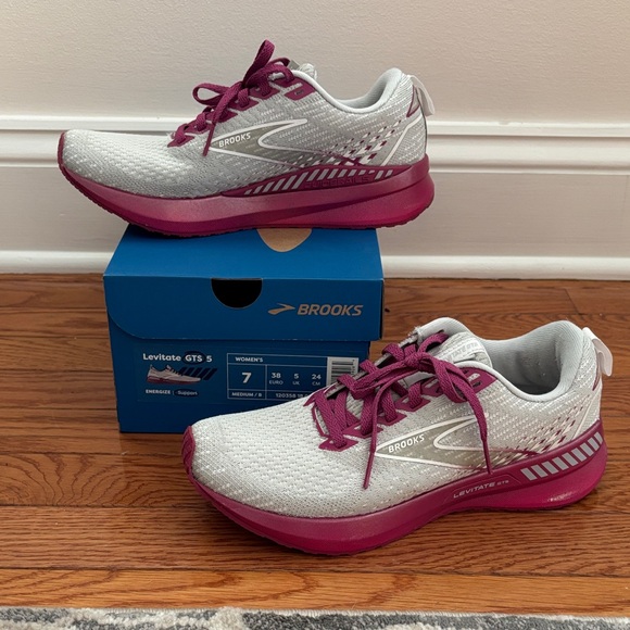 Brooks Shoes - Brooks Women's Levitate GTS 5 Athletic Shoes - White and Purple